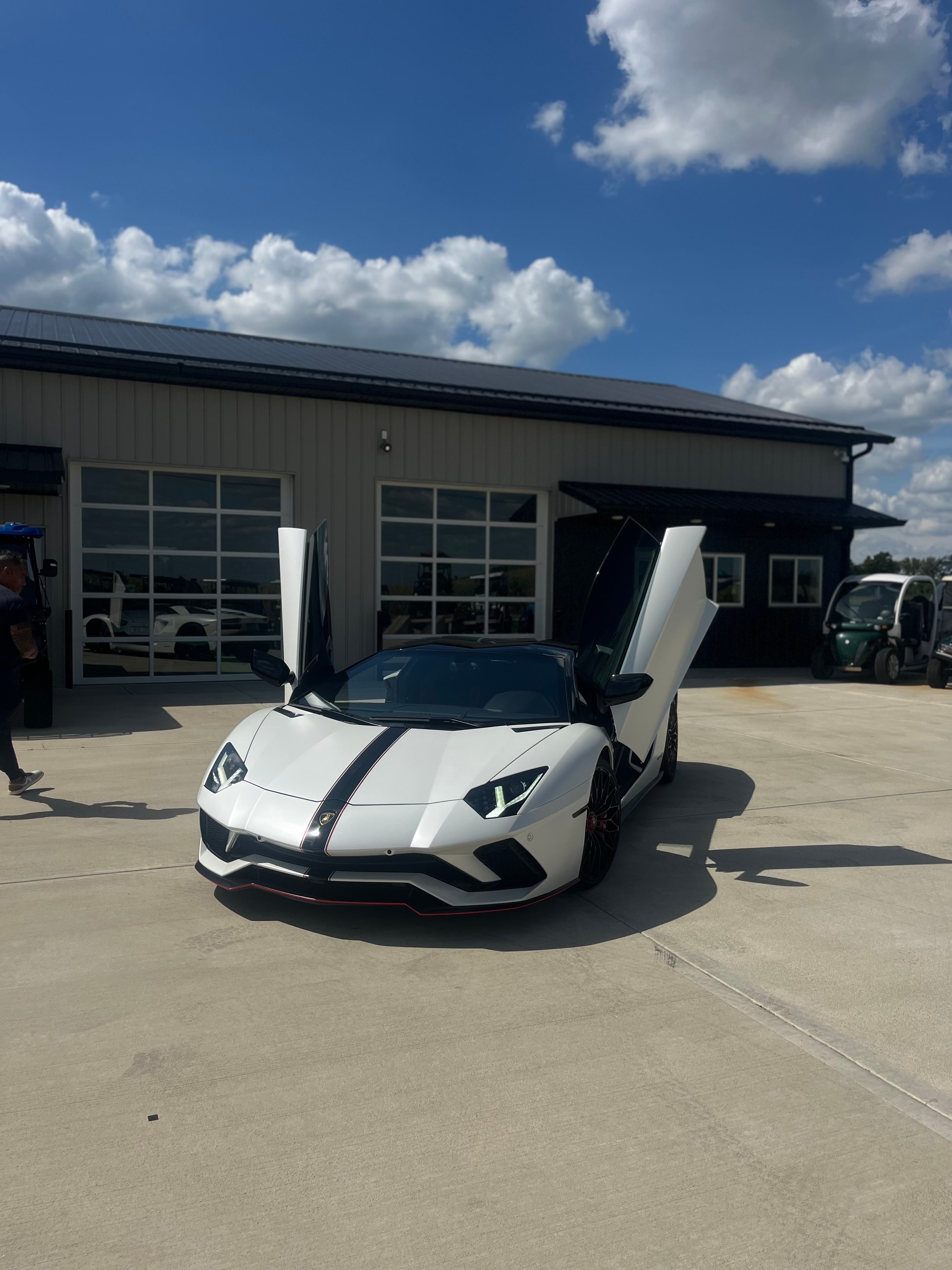satin pearl white vinyl wrap